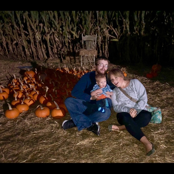 Welcome to my closet! - Picture 2 of 2